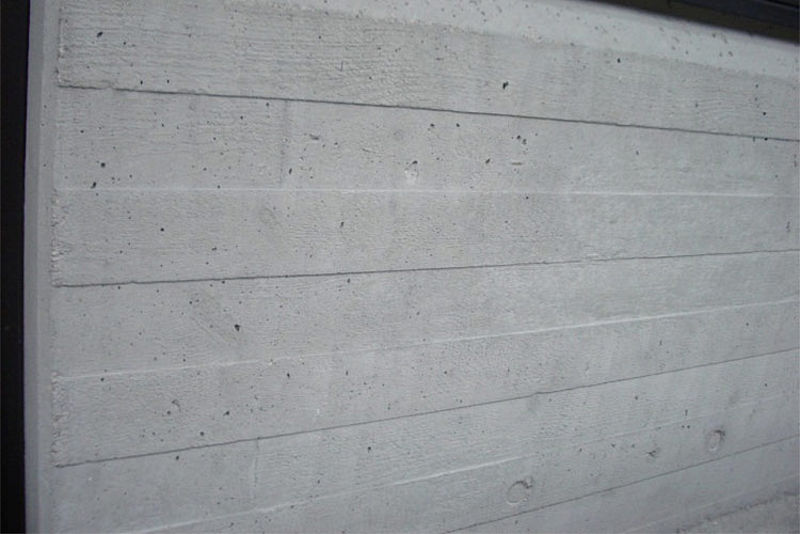 Met kleur bewerkte betonoppervlakken